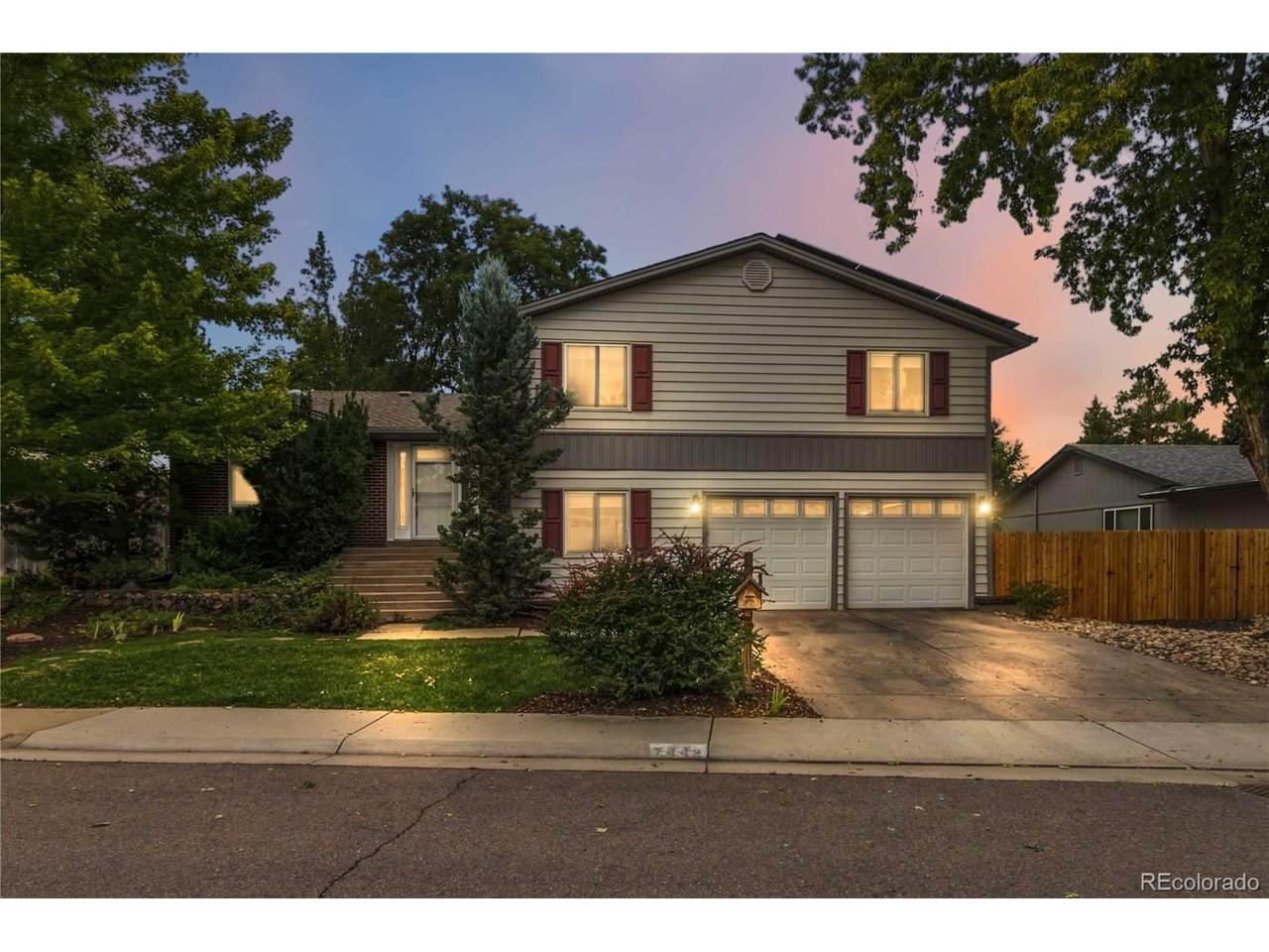 7442 82nd Way - Photo 1