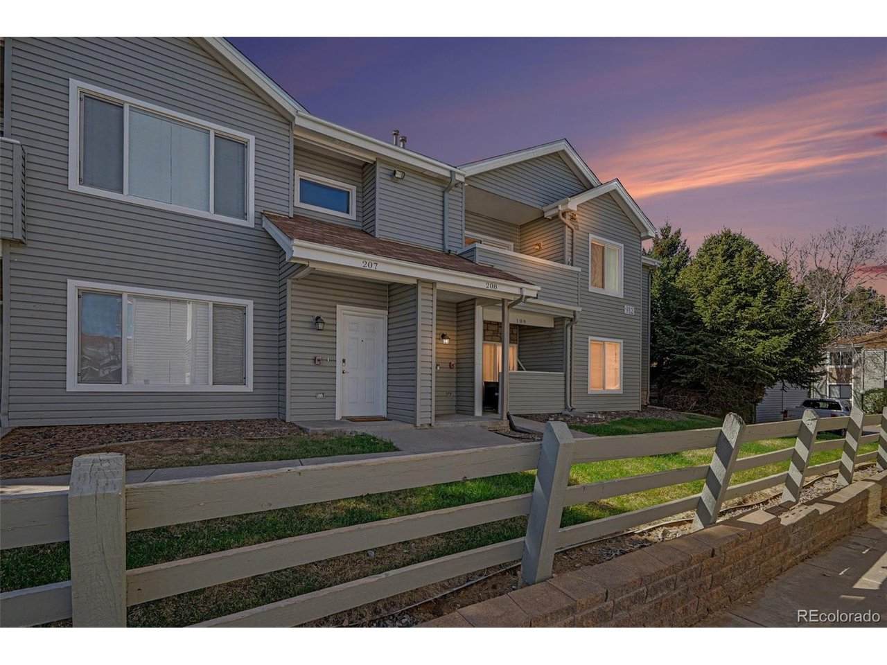 912 Yampa St - Photo 1
