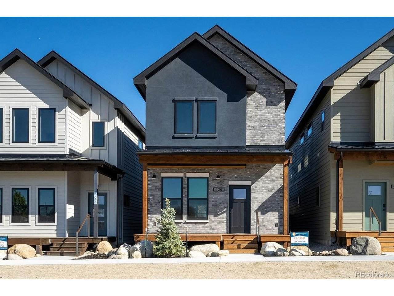 426 Pinon St - Photo 1