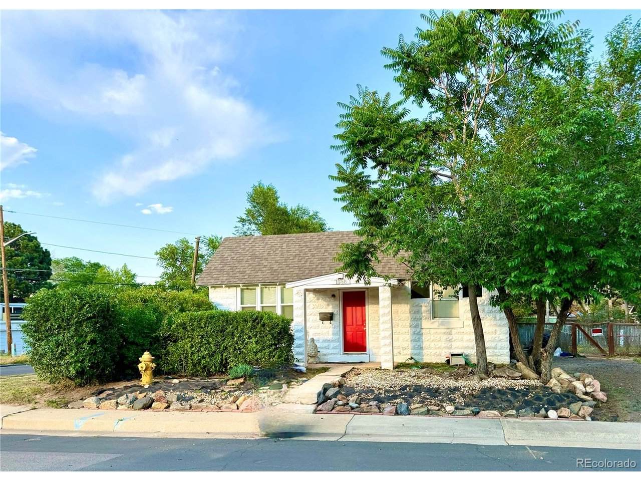 1188 Quince St - Photo 1
