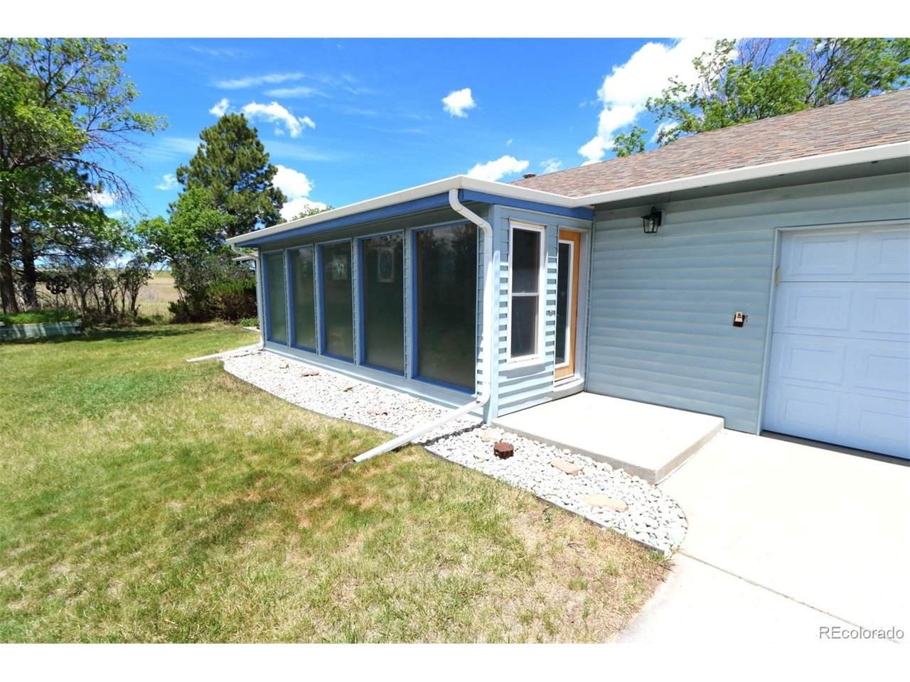 1051 Pawnee Pkwy - Photo 1