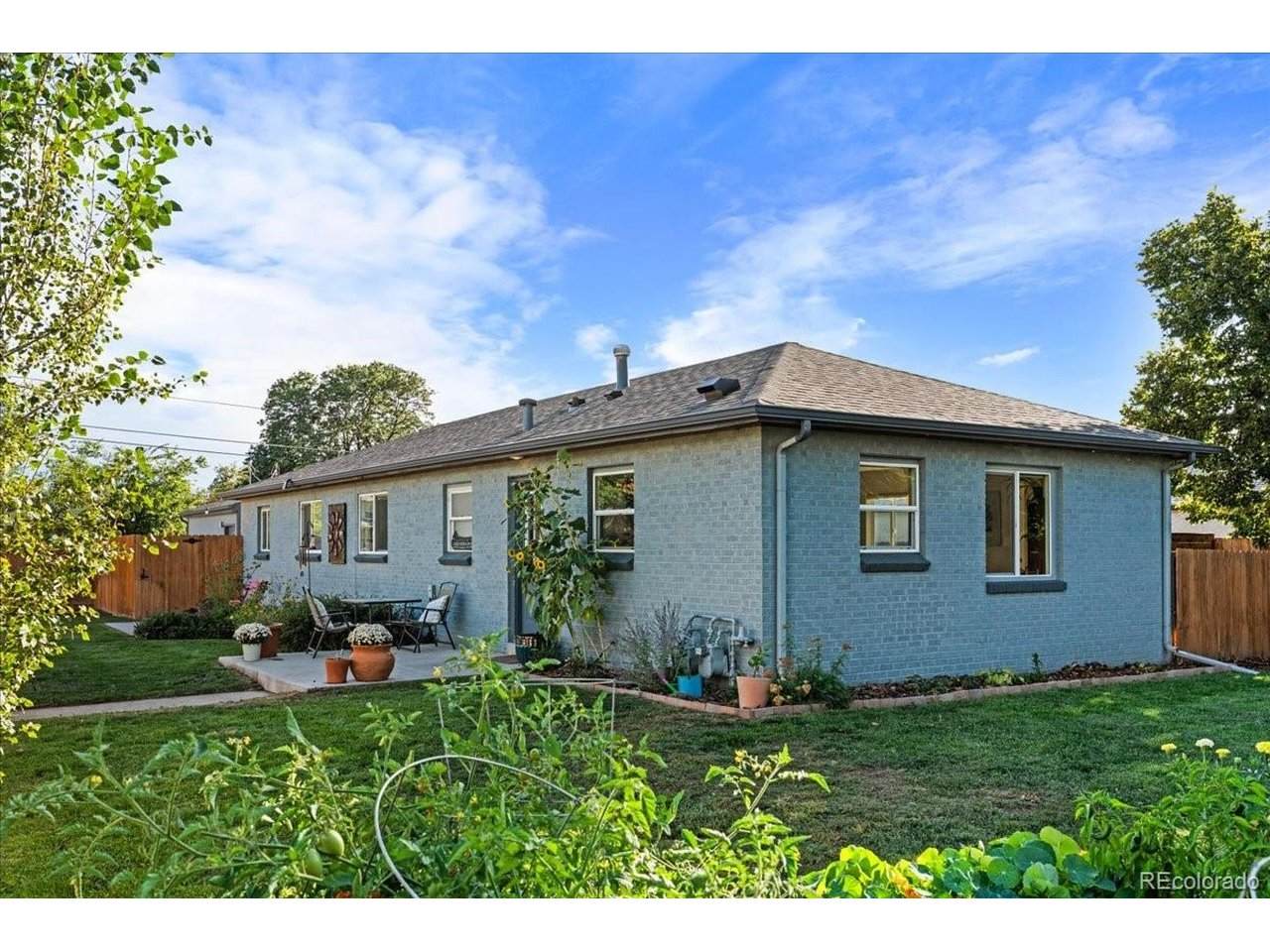 5194 33rd Ave - Photo 1
