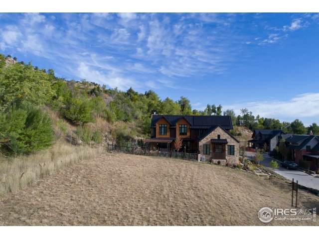 2555 3rd St - Photo 1