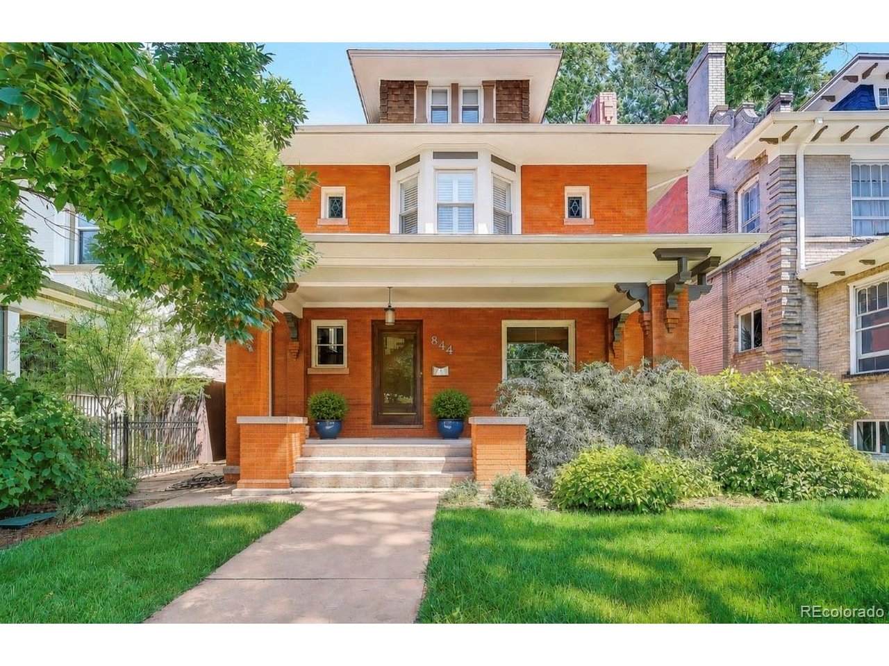 844 Marion St - Photo 1