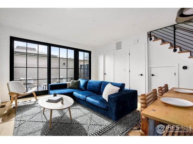 2128 Pearl St - Photo 1