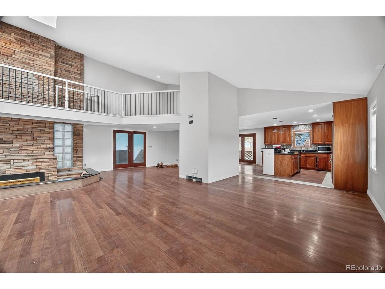 4180 Monaco Pkwy - Photo 1