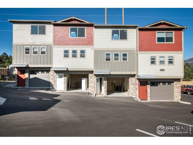 262 Stanley Ave - Photo 1