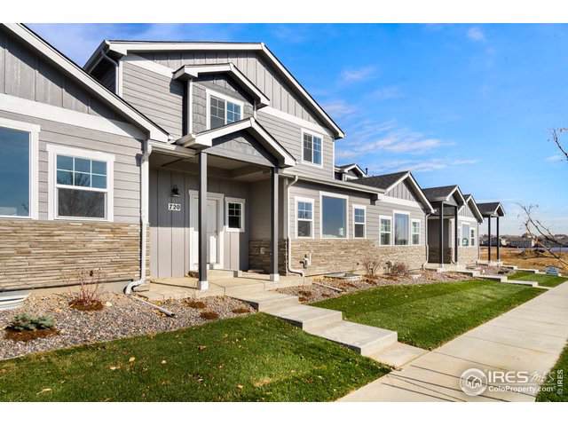 720 Finch Dr - Photo 1