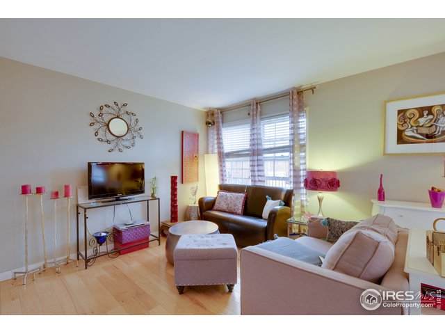 2862 Jasmine St - Photo 1