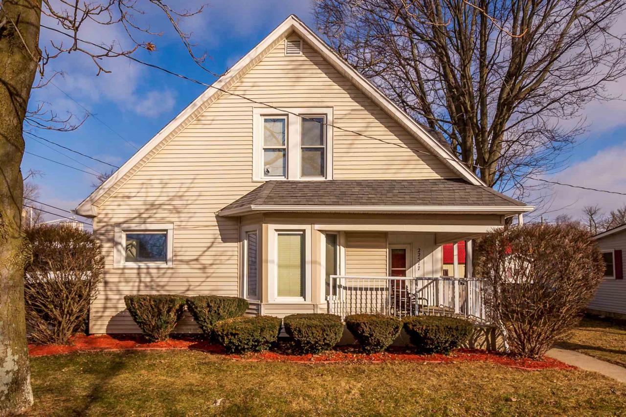 22517 Stenger Street - Photo 1