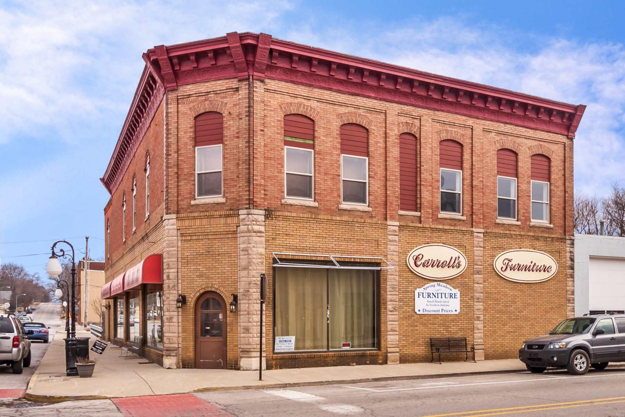212 Main Street - Photo 1