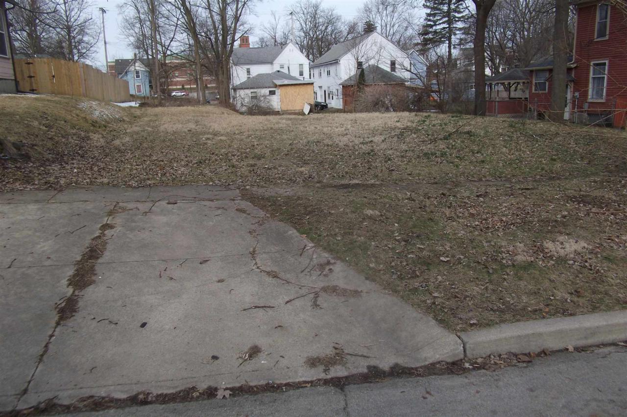 316 West Street - Photo 1
