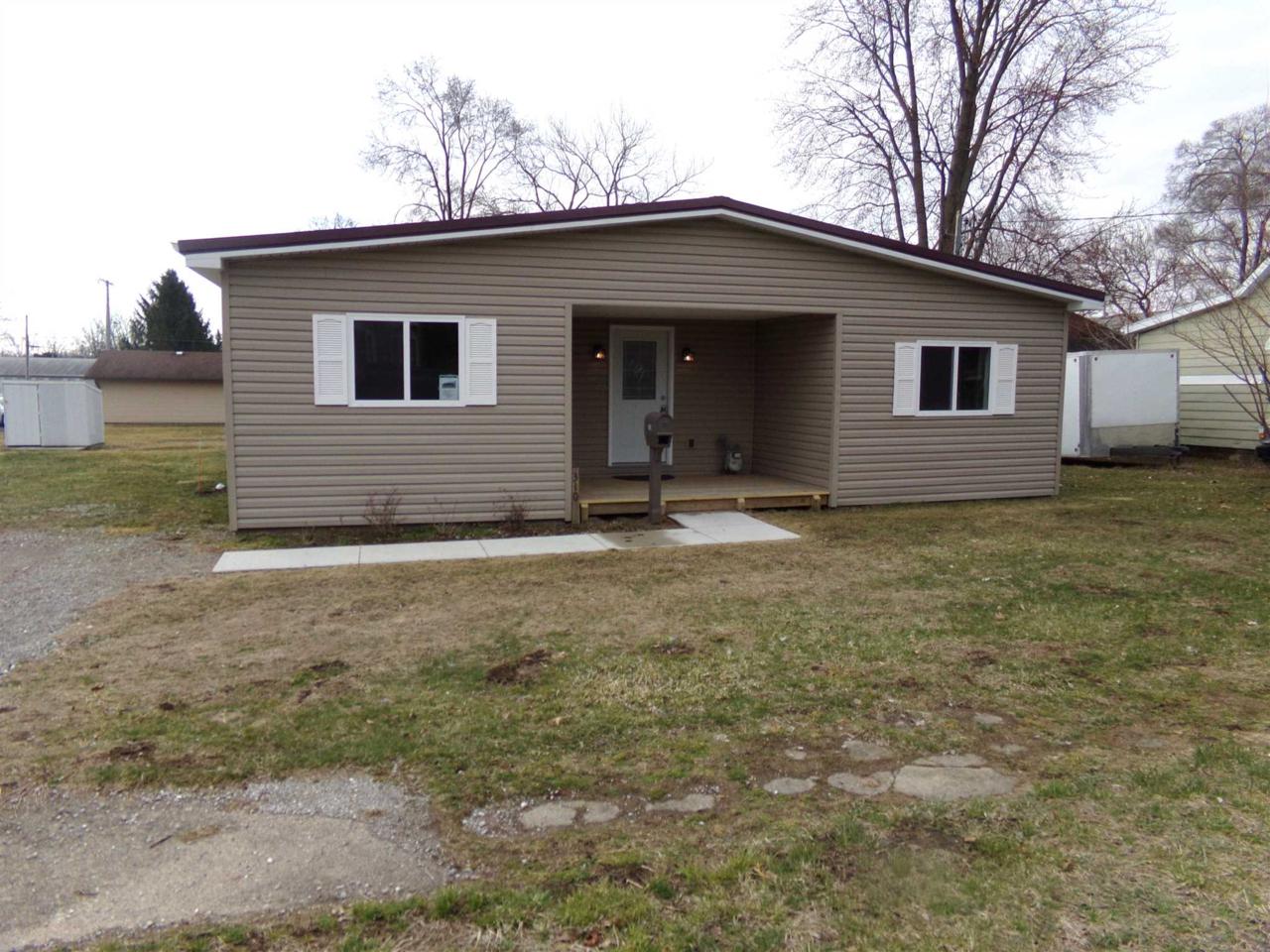 310 Oak Street - Photo 1