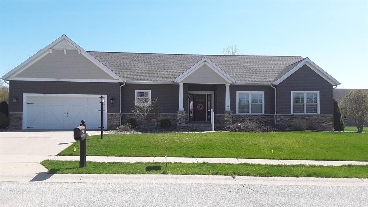 102 Lincoln Street - Photo 1