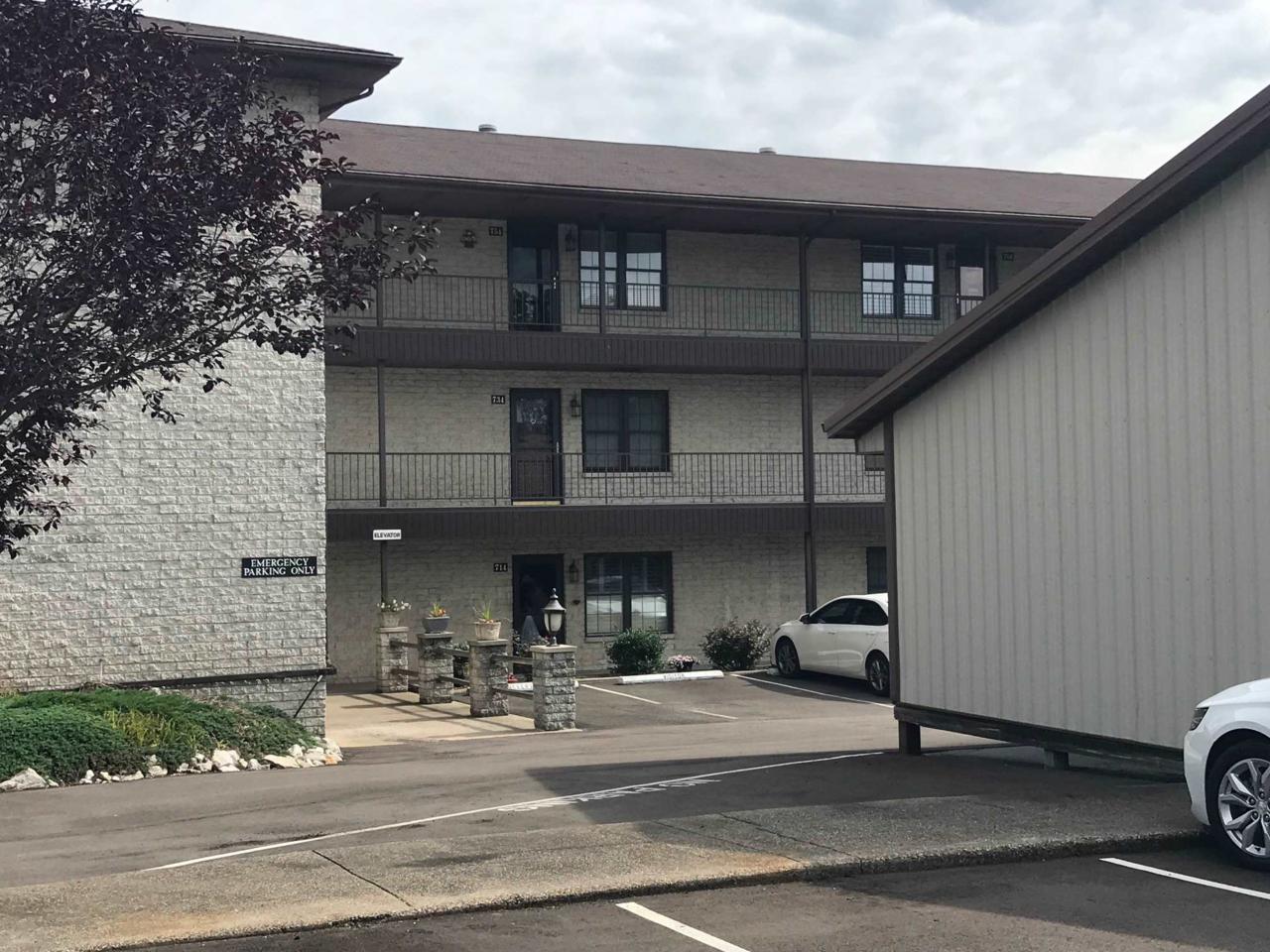 712 Senate Avenue - Photo 1