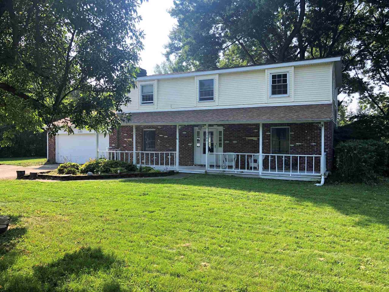 2585 Miami Trail - Photo 1