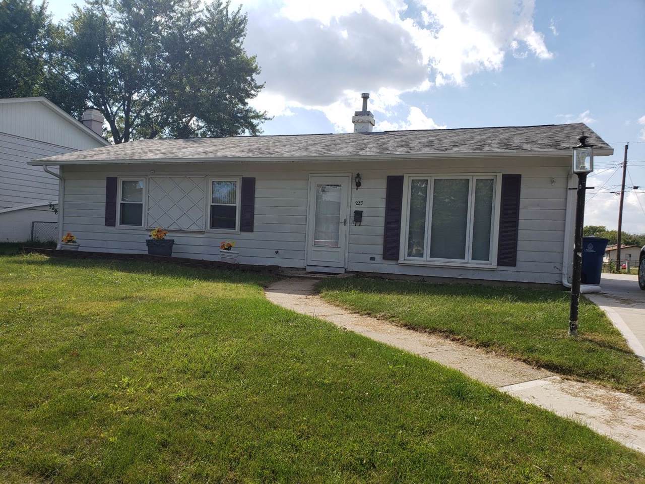 225 Vickery Lane - Photo 1