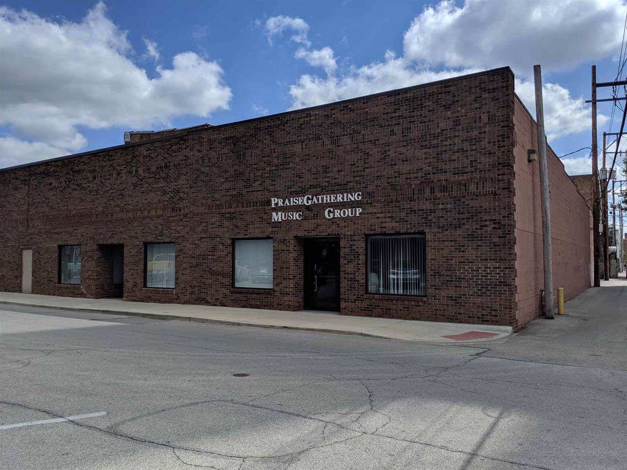 19 10th Street - Photo 1