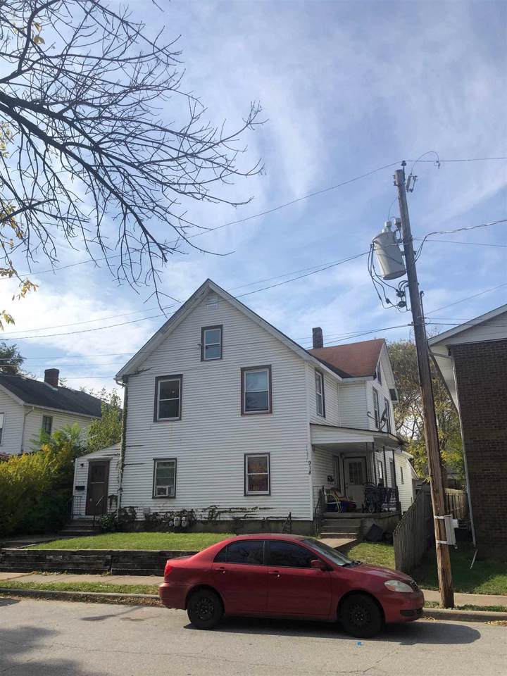 916 11th Street - Photo 1