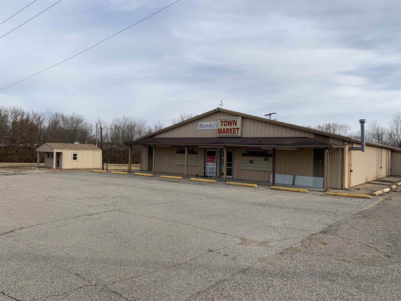 413 High Street - Photo 1
