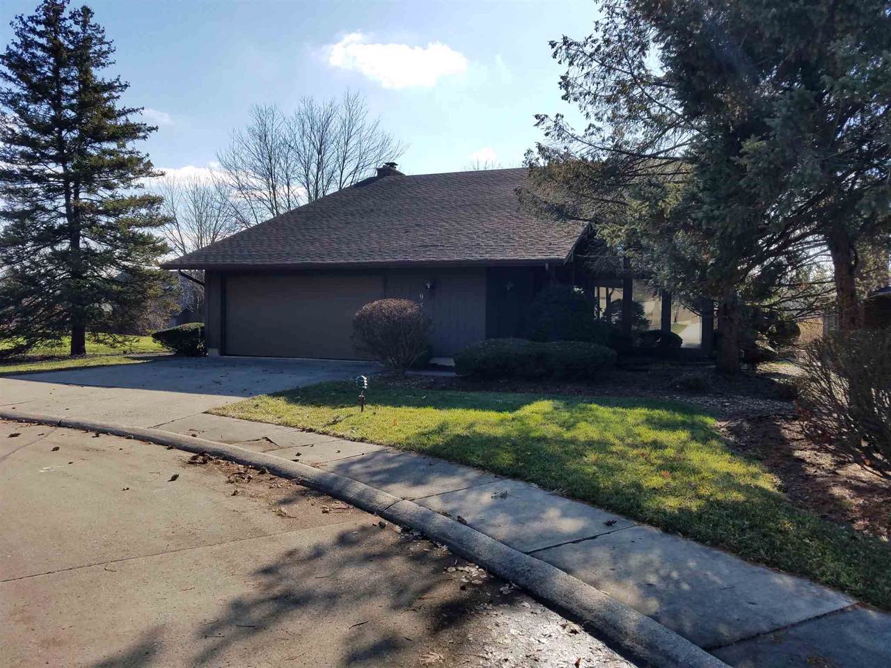 9514 Ledge Wood Court - Photo 1