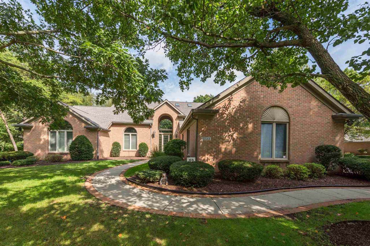 51544 Buckingham Court - Photo 1