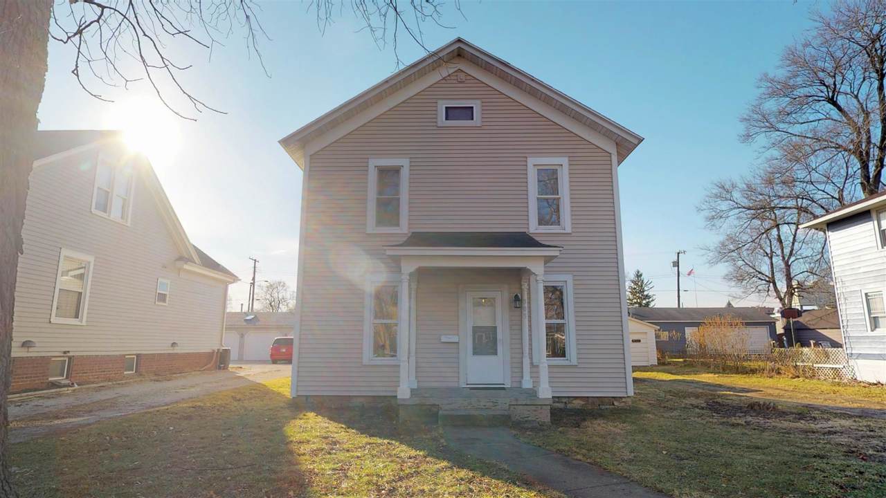 305 Carroll Street - Photo 1