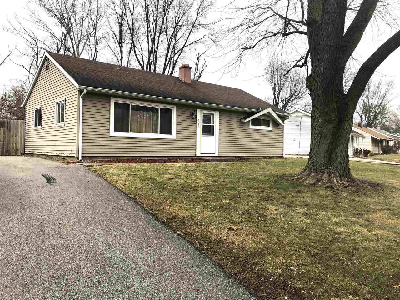 596 Courtney Drive - Photo 1