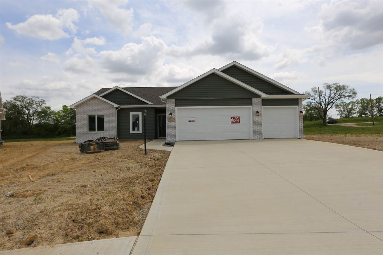860 Sienna Court - Photo 1