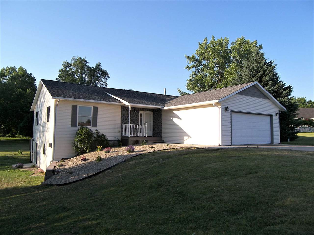 1767 Springfield Drive - Photo 1