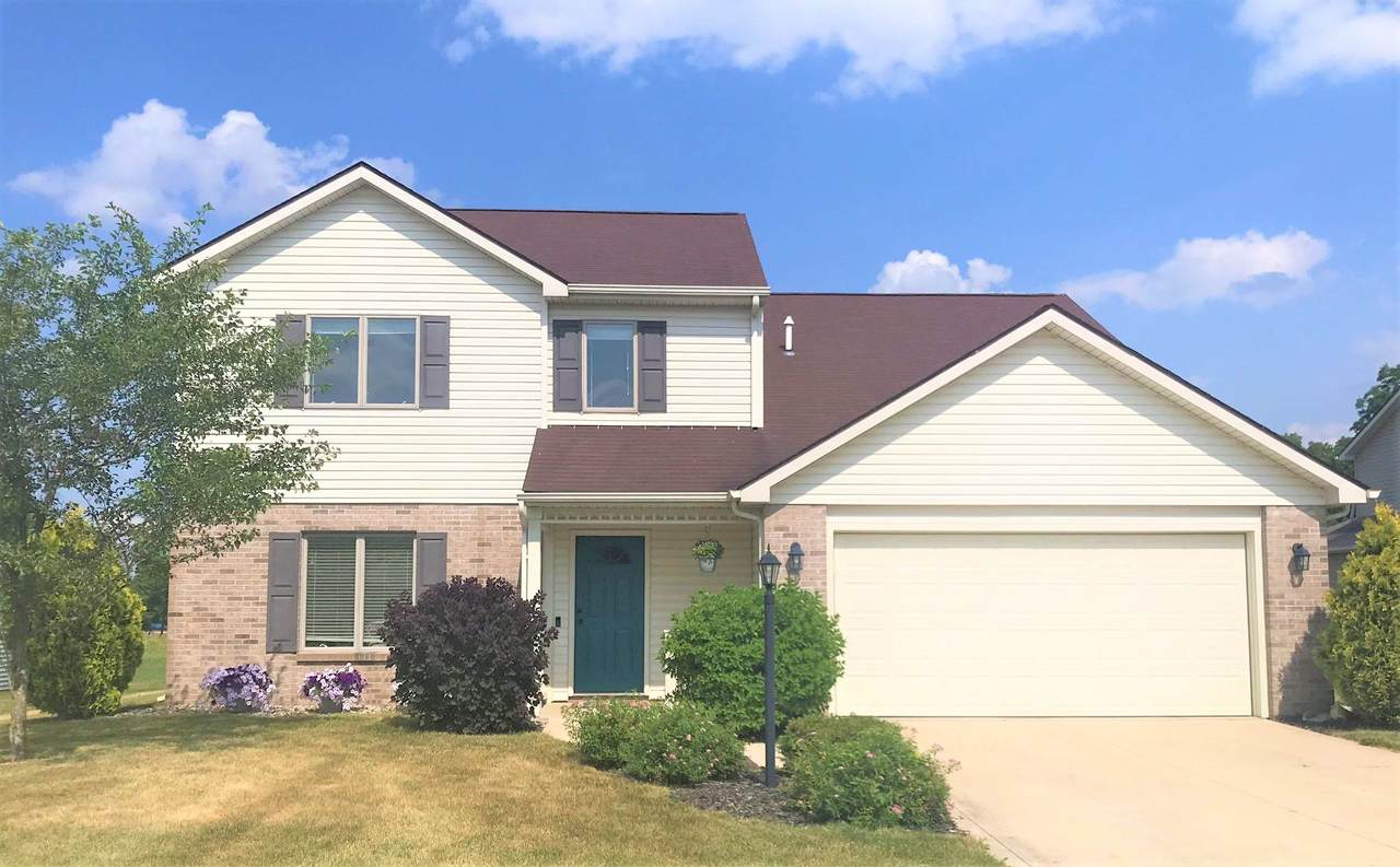 2202 Heather Court - Photo 1