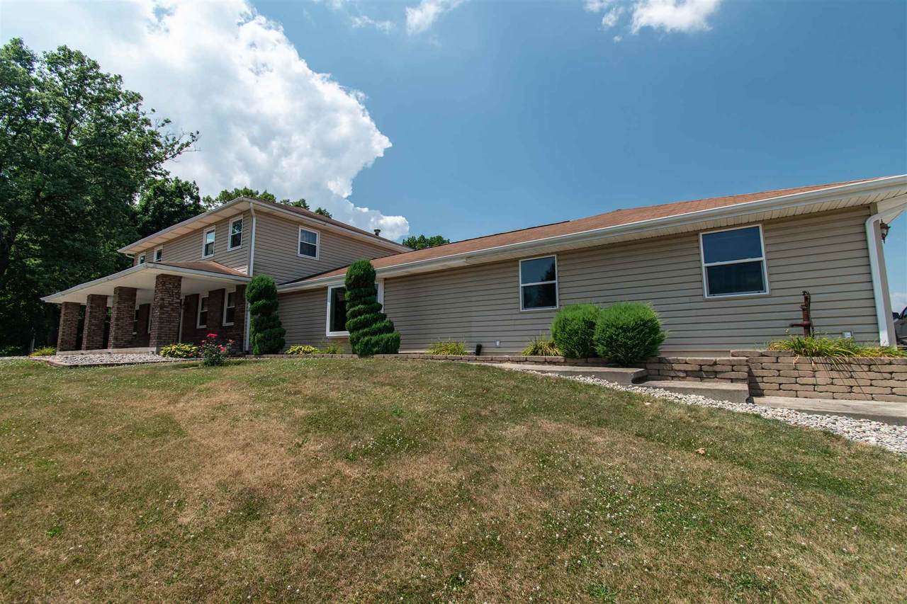 734 Main Street - Photo 1