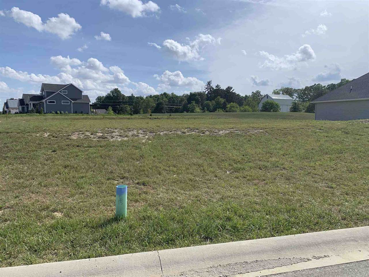 105 Caspian Cove - Photo 1