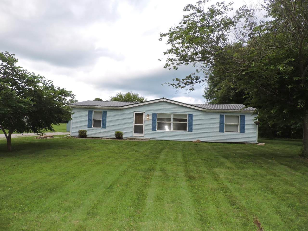 11208 250 W Road - Photo 1