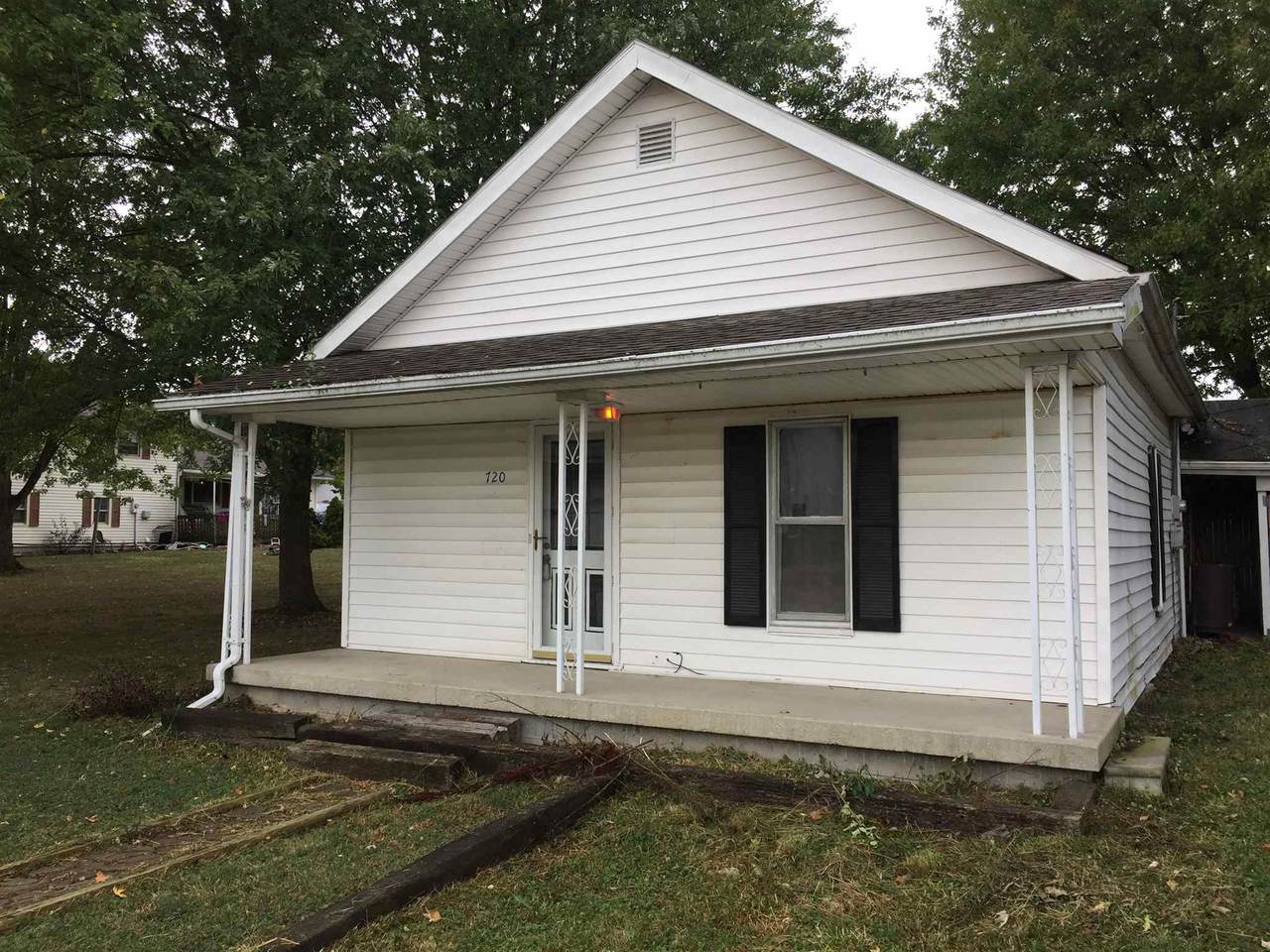 720 Helen Street - Photo 1