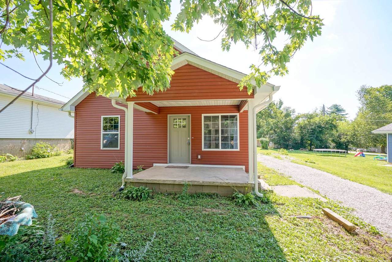 2431 Broadview Drive - Photo 1