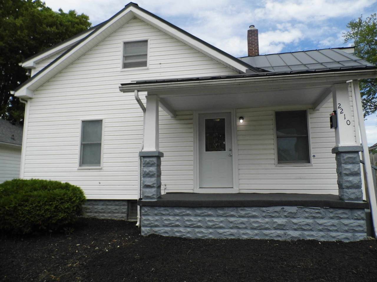 2210 Central Street - Photo 1