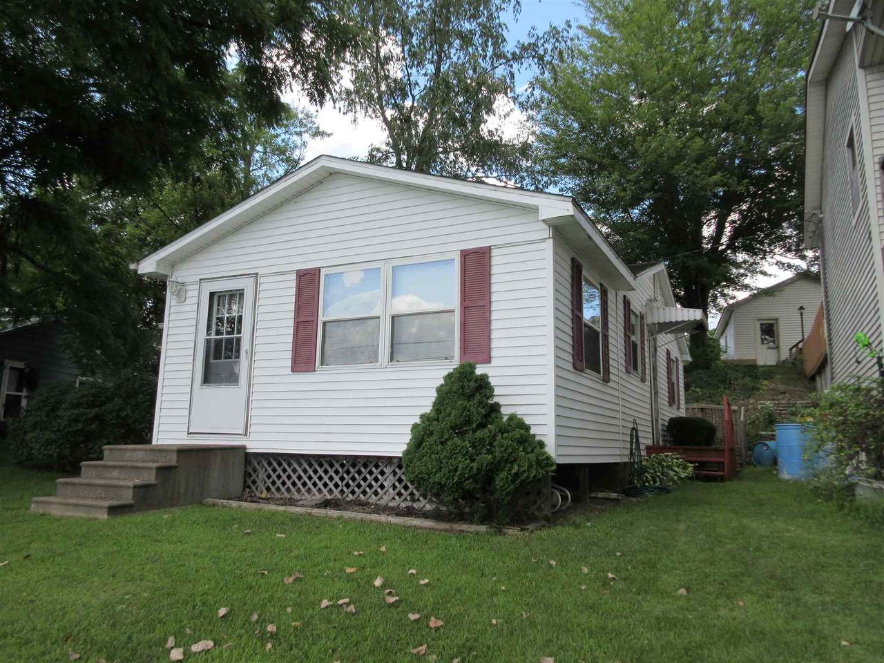 1965 445 E Road - Photo 1