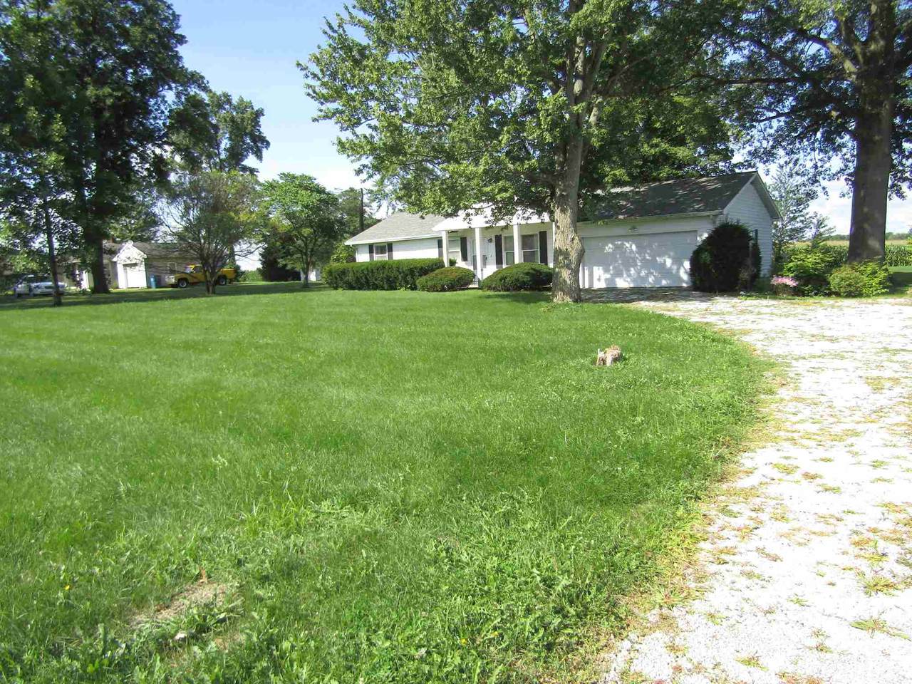 1030 State Road 115 - Photo 1