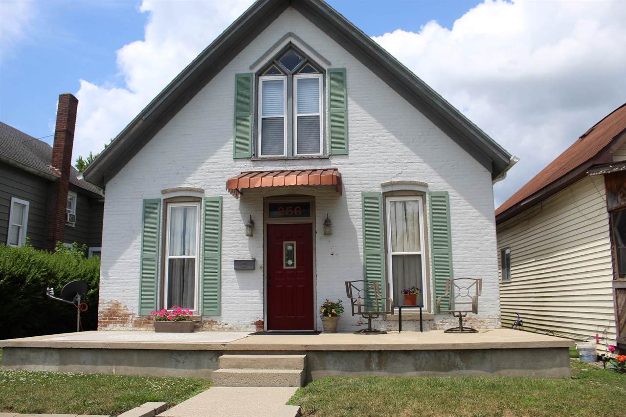 256 2nd Street - Photo 1