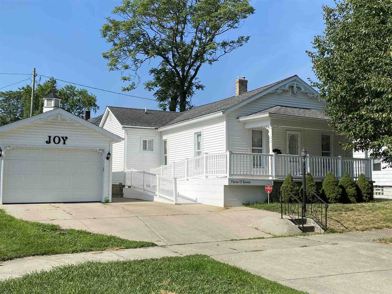 307 Washington Streets - Photo 1