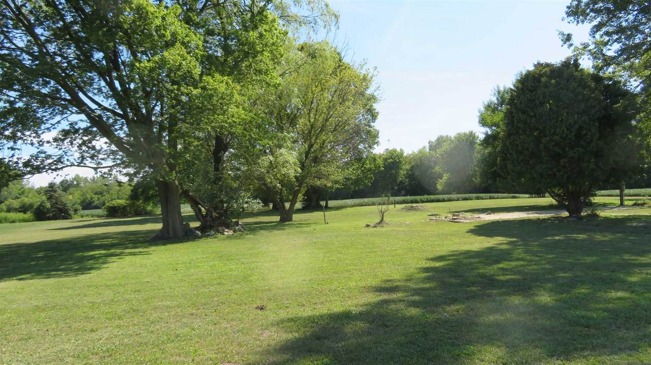 10082 1300 SOUTH - Photo 1