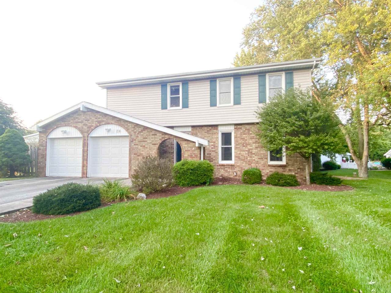 214 Breezy Lane - Photo 1