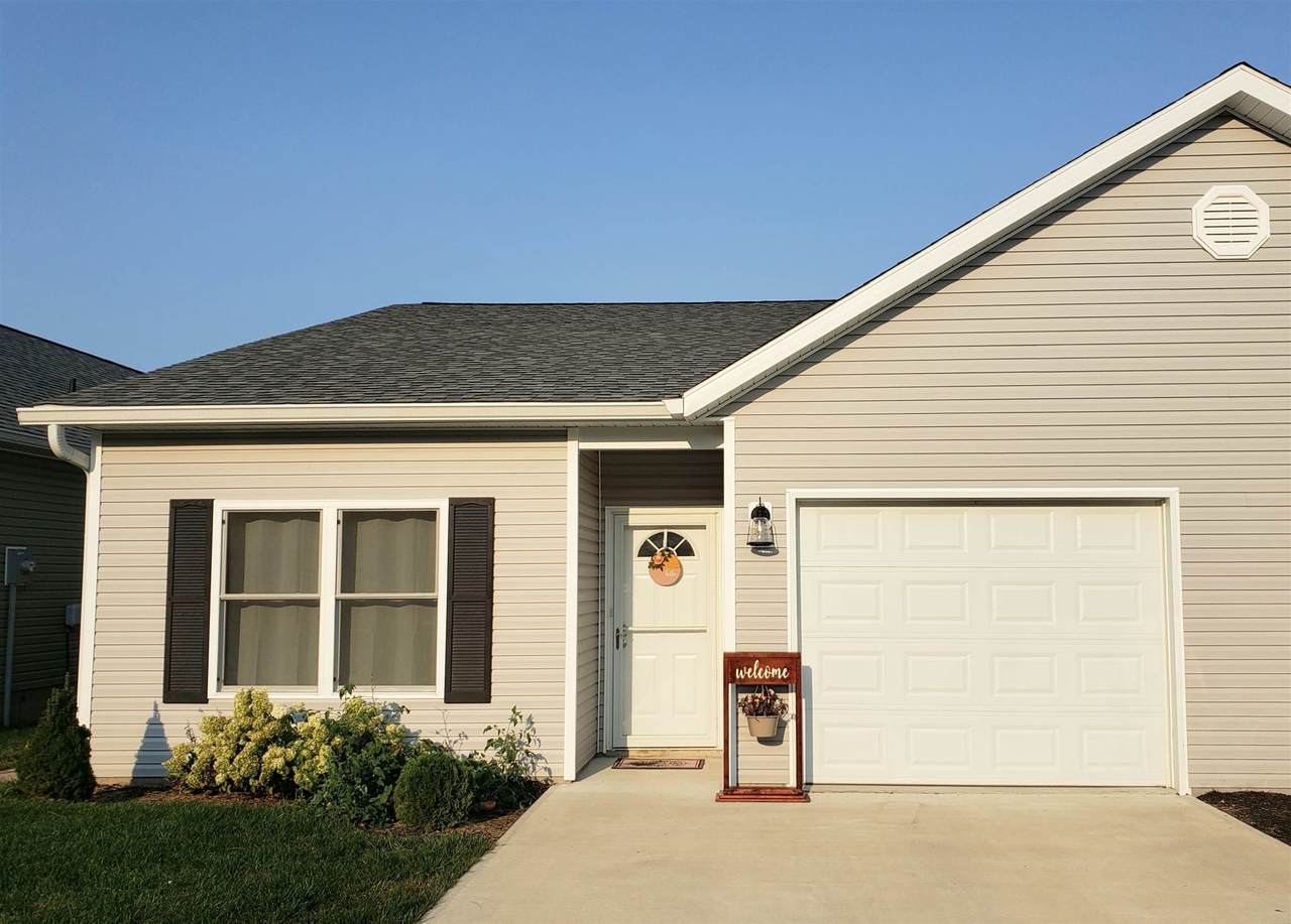 564 Fieldstone Boulevard - Photo 1