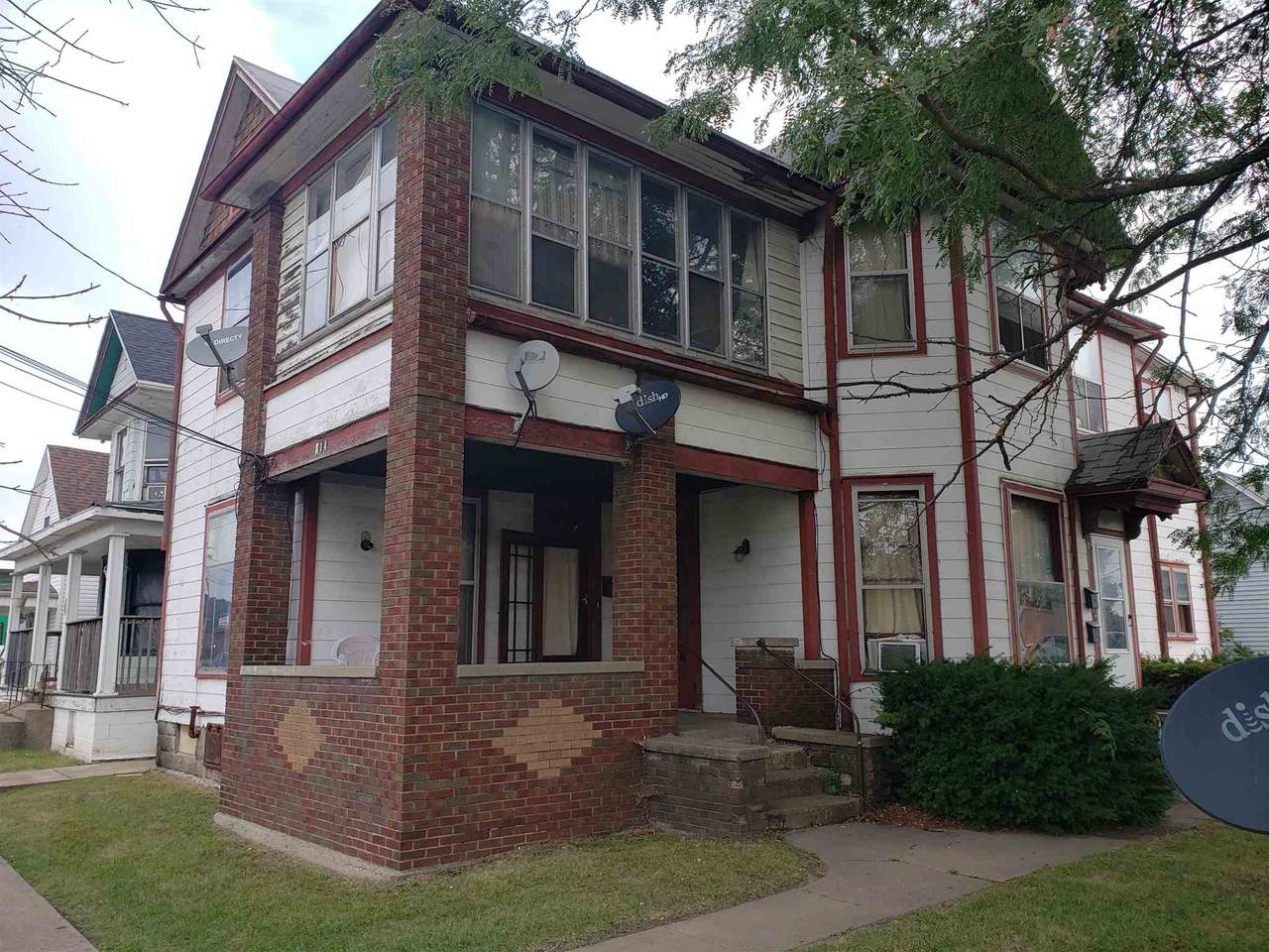 904 3rd Street - Photo 1