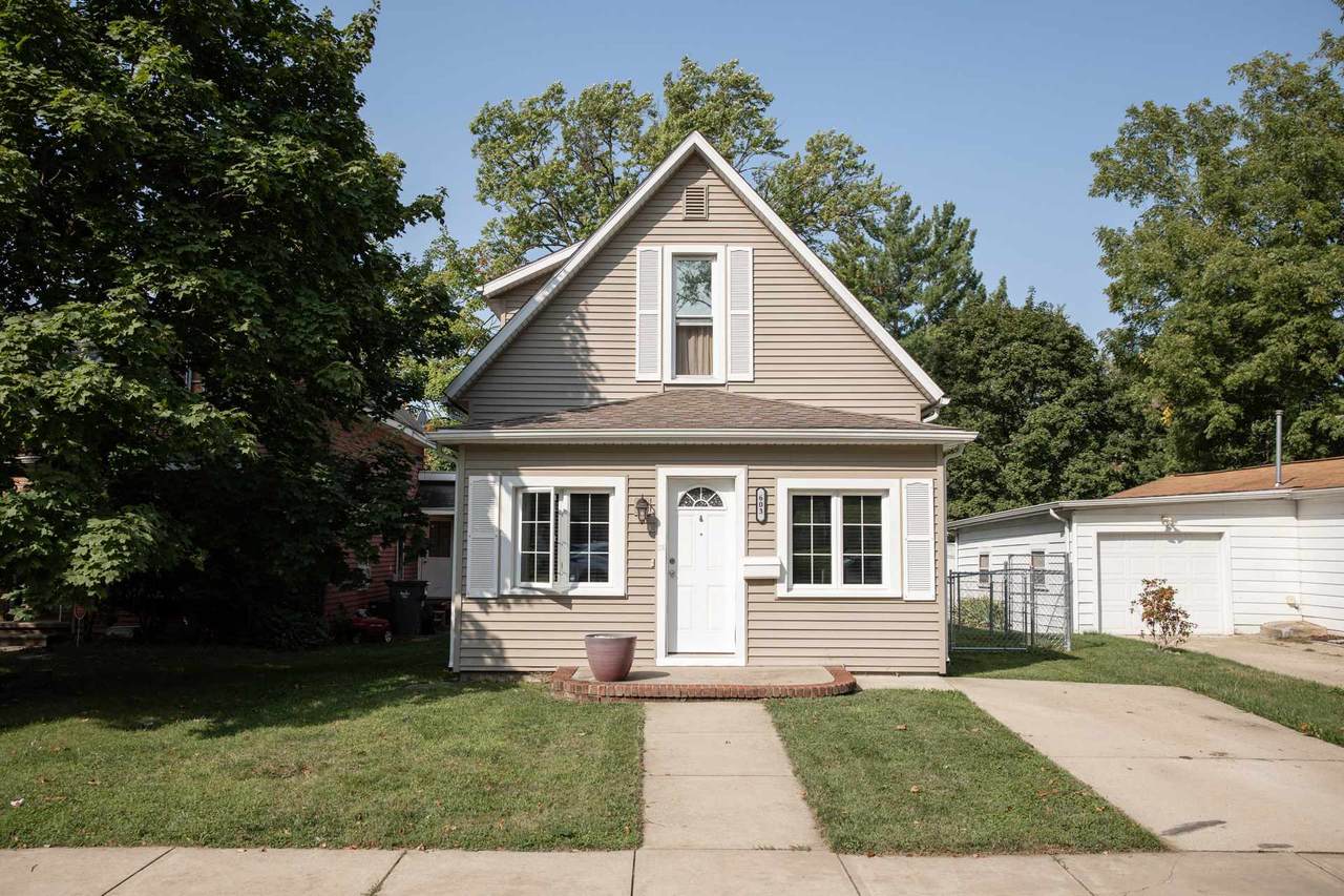 603 5th Street - Photo 1
