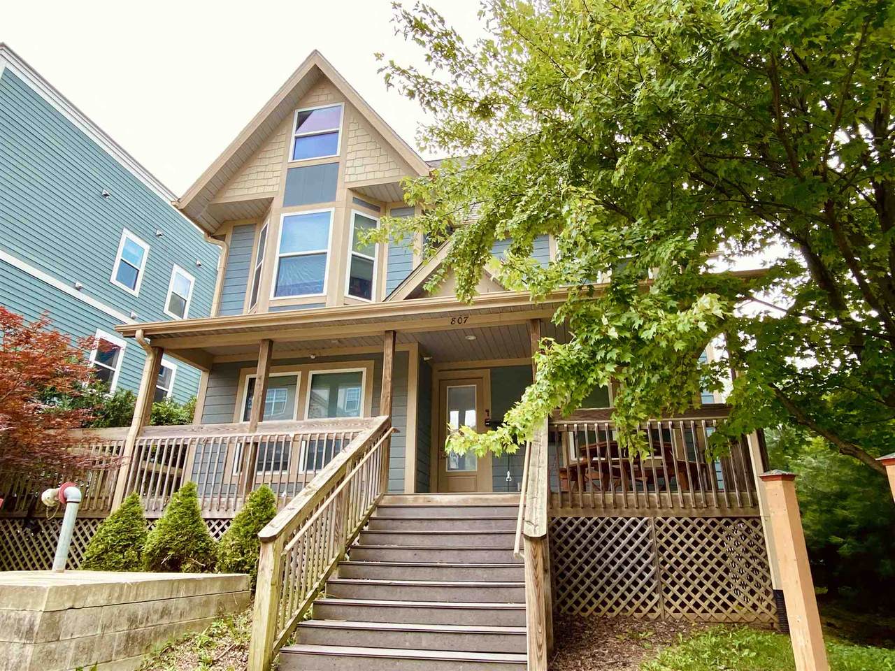 807 Walnut Street - Photo 1