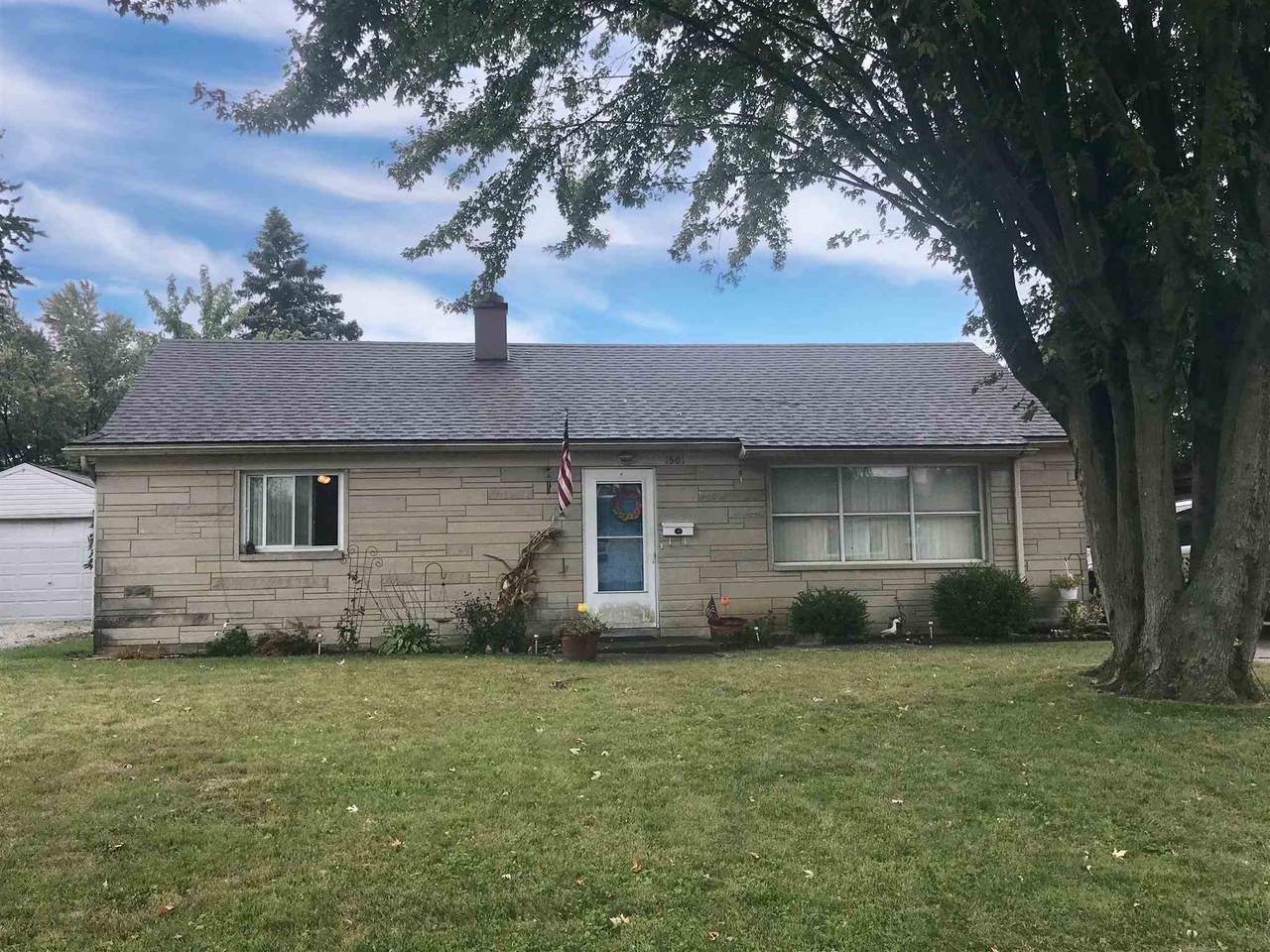 1501 Tate Street - Photo 1