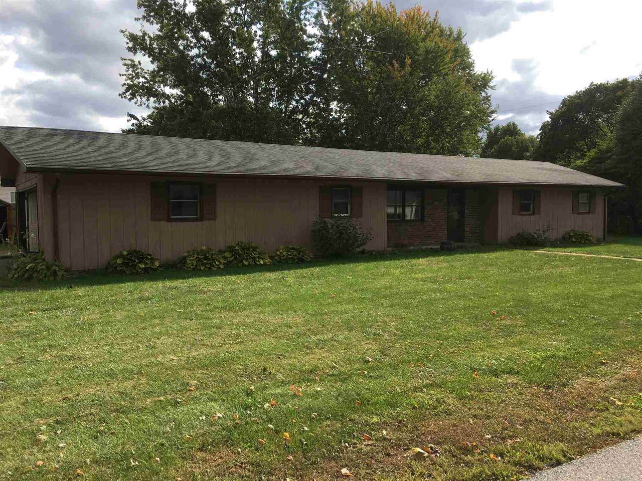208 6th Street - Photo 1