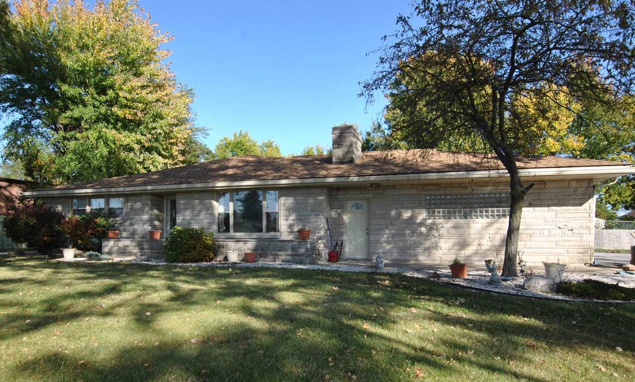 2604 Albright Road - Photo 1